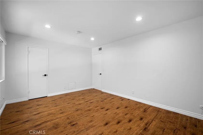 4558 Willis Avenue #203 photo 14