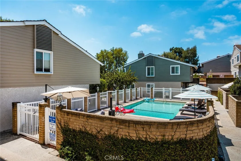 24725 Santa Clara #10 photo 29