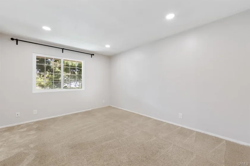 115 Greenfield photo 32