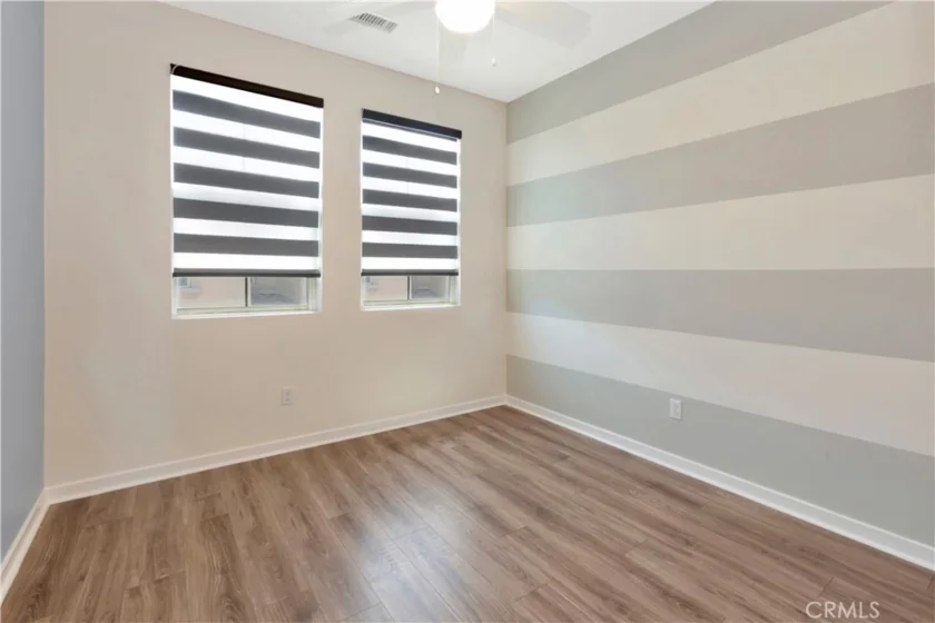 76 Finch photo 18