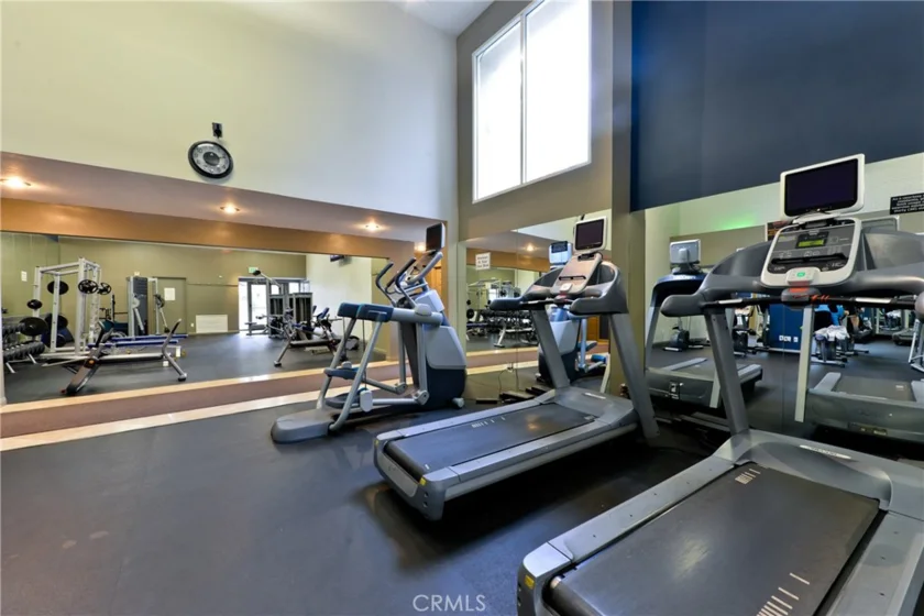 5530 Owensmouth Avenue #324 photo 17