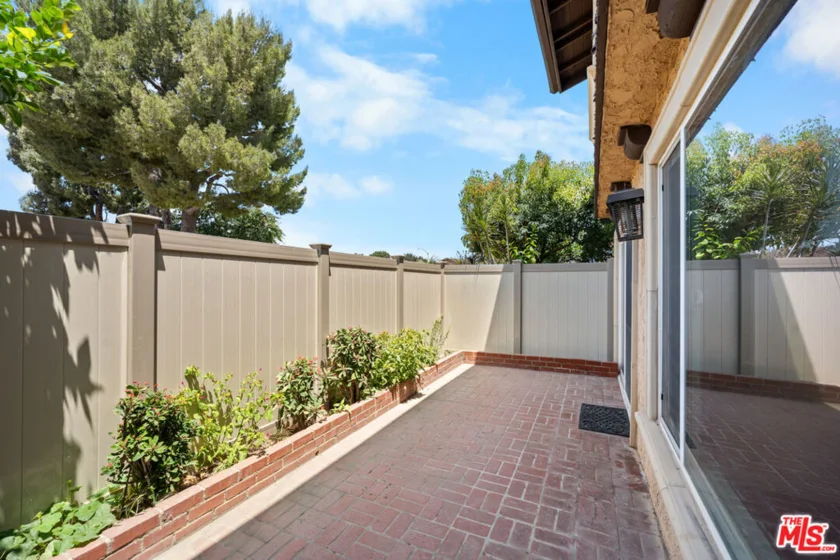 12334 Runnymede Street #5 photo 19