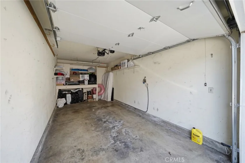 10452 W Briar Oaks photo 9