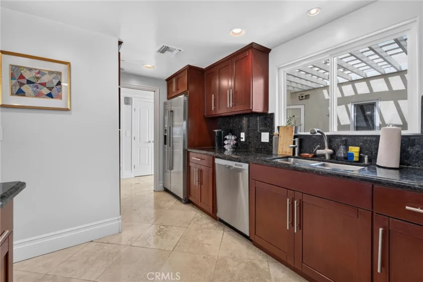 610 S Orange Grove Boulevard #5 photo 17