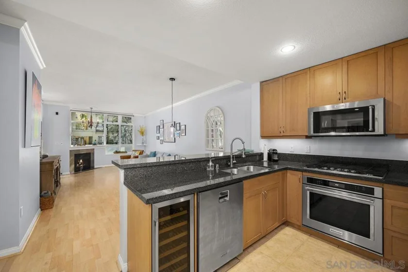 850 Beech Street #206 photo 11