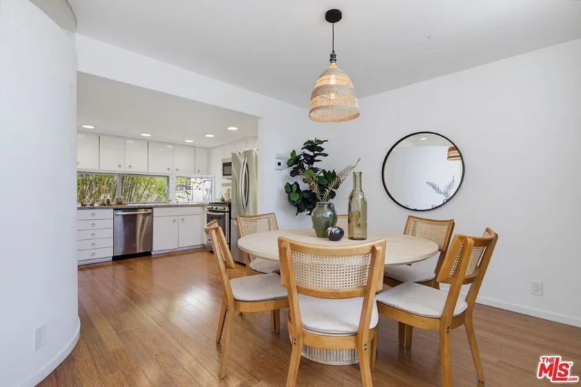 821 Bay Street #C6 photo 31