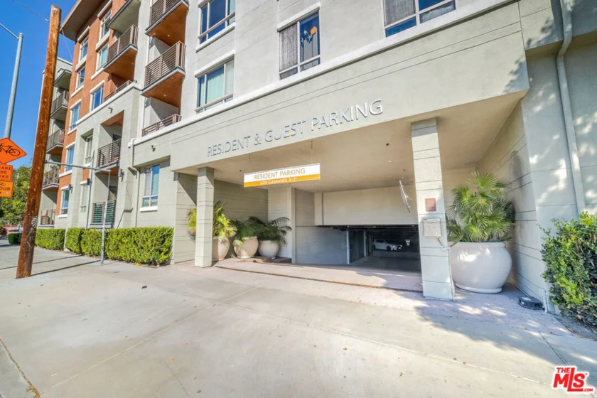 100 S Alameda Street #154 photo 9
