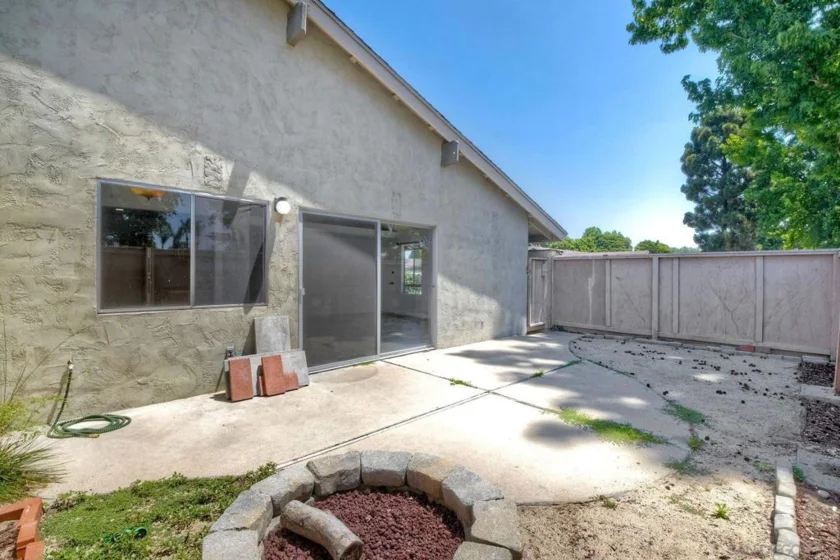 440 Parkside Drive photo 22