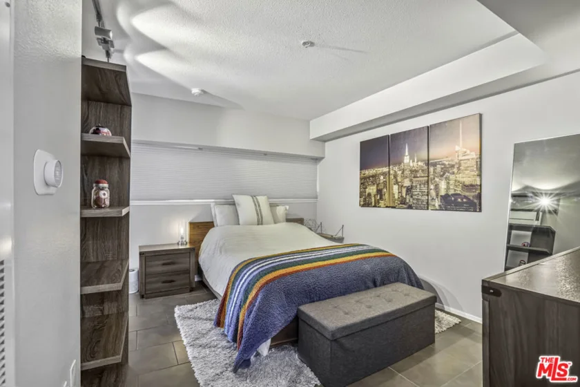 7320 Hawthorn Avenue #315 photo 6