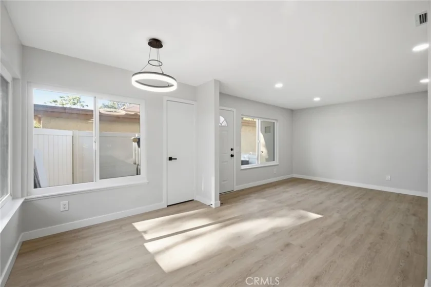 2351 Sutter Way #242 photo 11