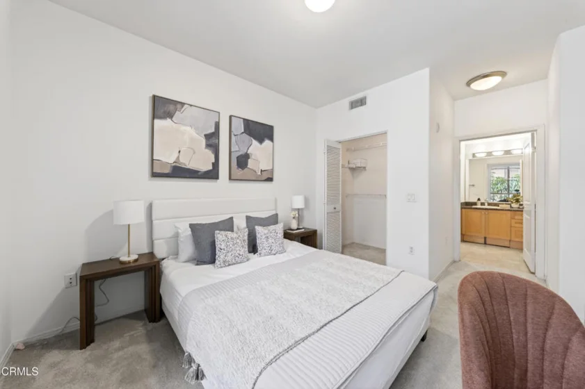 100 S Alameda Street #259 photo 18