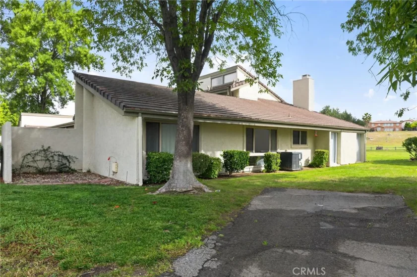 29266 Via Frontera Road photo 1