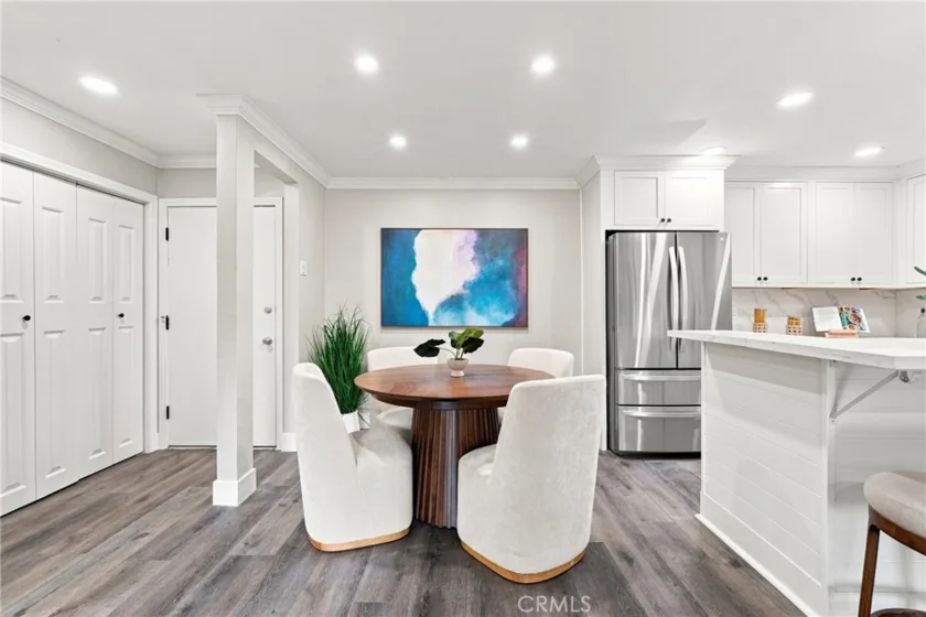278 N Wilshire #108 photo 6