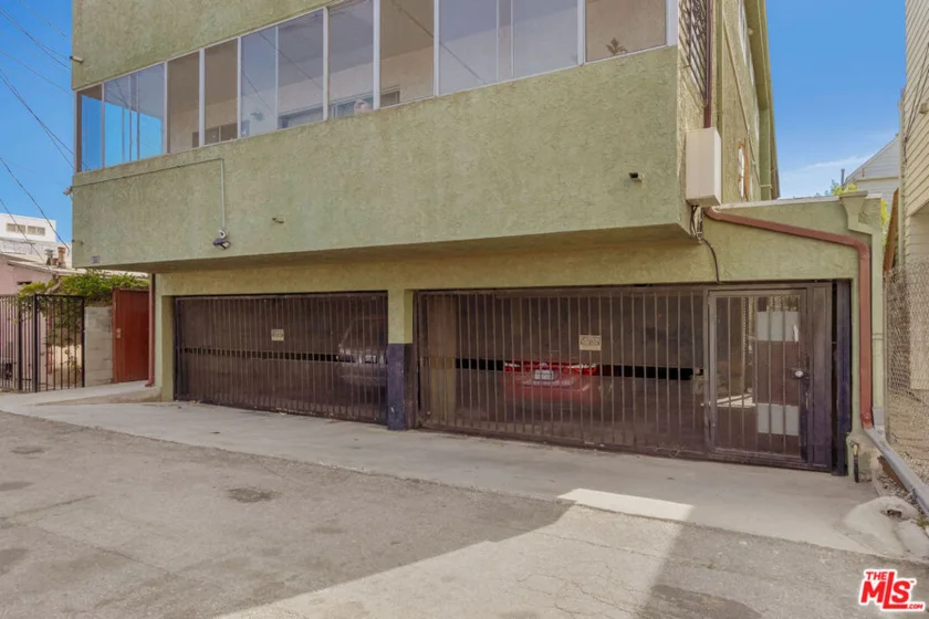 3115 6th Street #4 photo 2