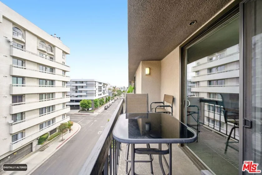7320 Hawthorn Avenue #410 photo 4