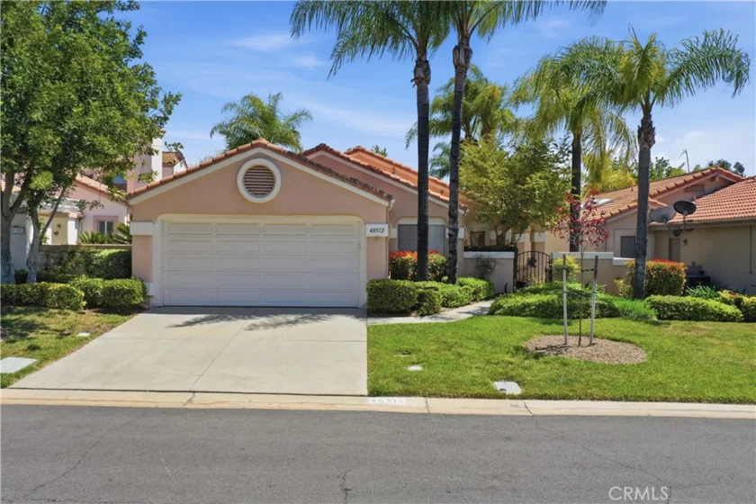 40512 Via Amapola Photo