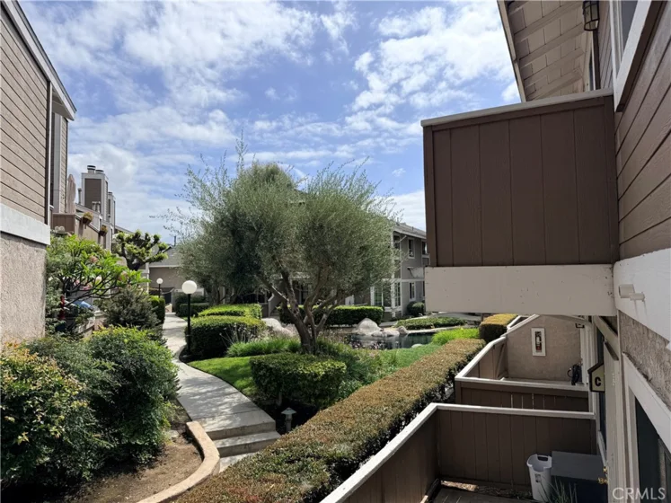 1507 S Raitt photo 26
