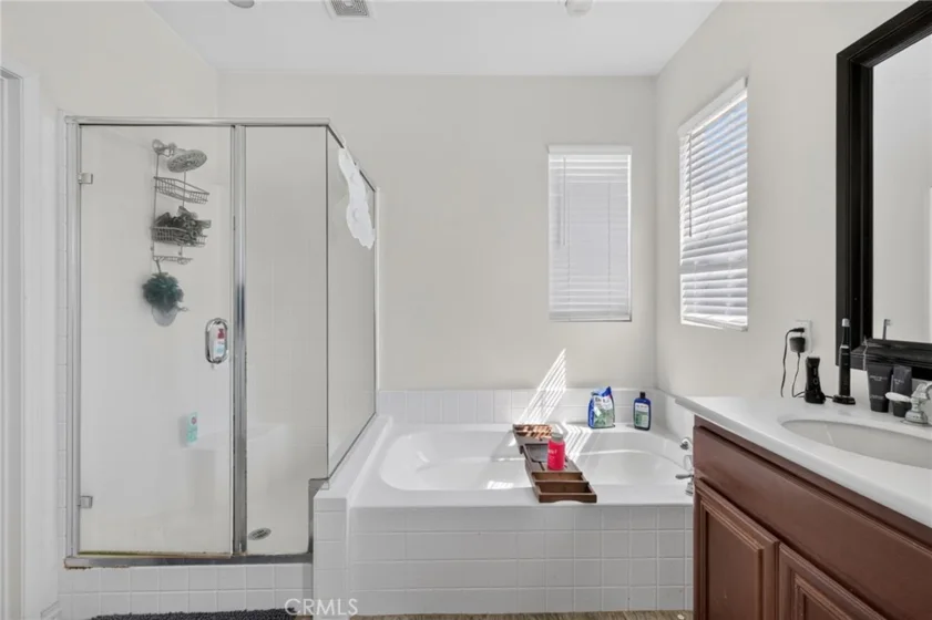 28506 Oakhurst Way photo 27
