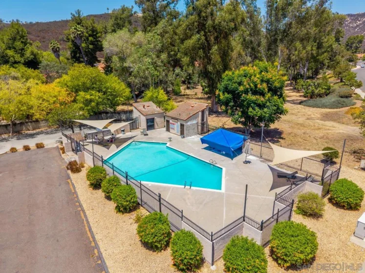 2053 Golden Circle Drive photo 55