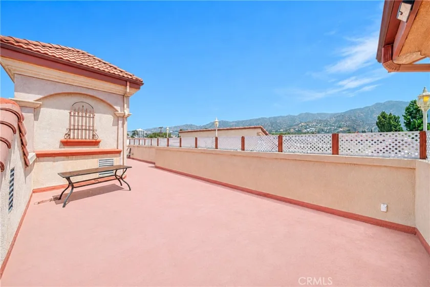 421 E Santa Anita photo 16