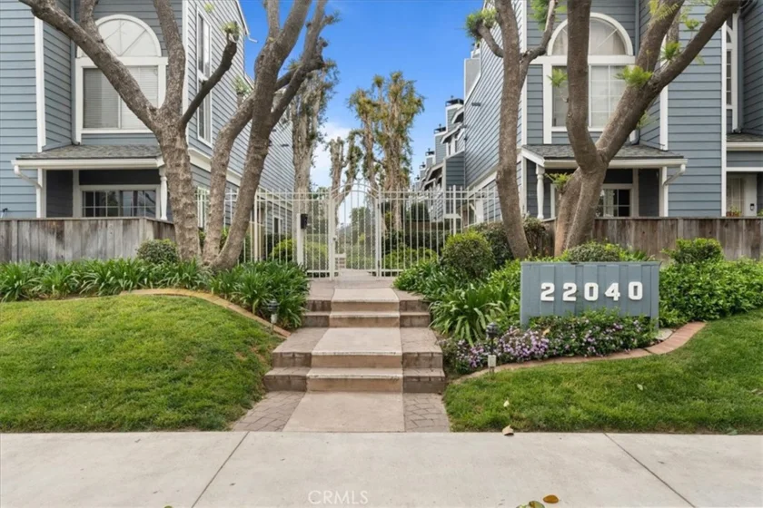22040 Gault Street #58 photo 1