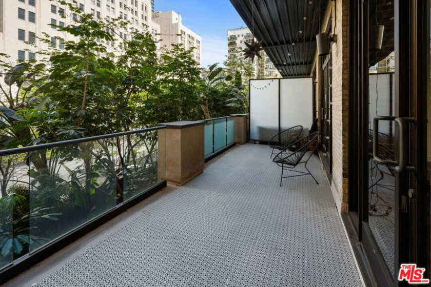 460 S Spring Street #205 photo 17
