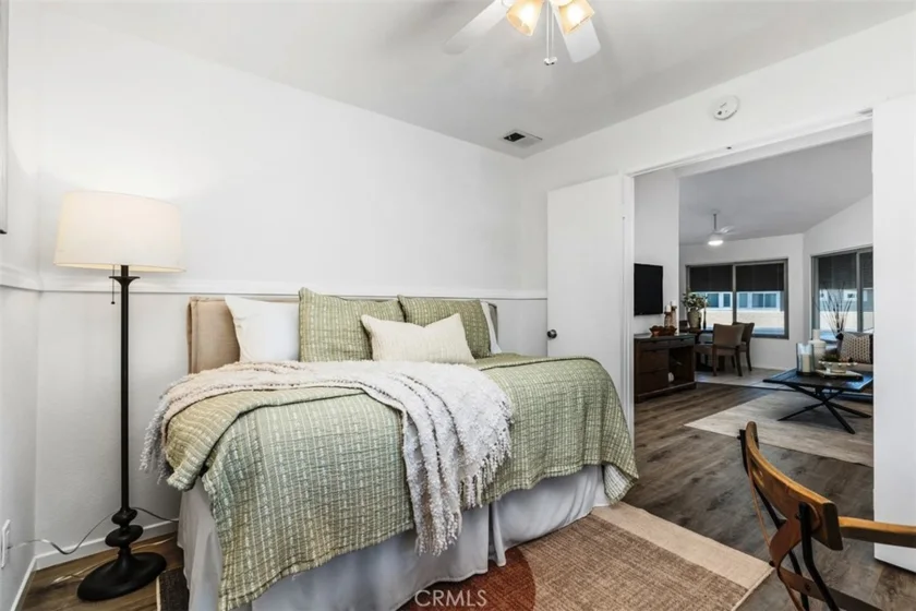 7129 Cerritos Avenue #7 photo 23