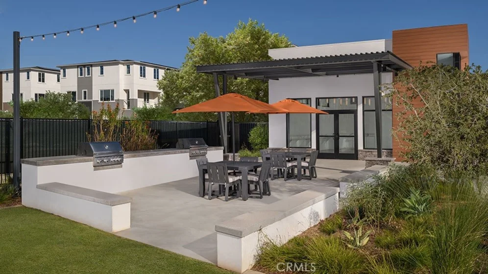 1697 Constellation Drive photo 9