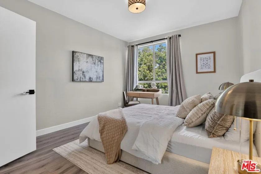 1509 Greenfield Avenue #207 photo 36