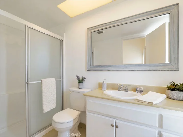 18954 Sherman Way #9 photo 8
