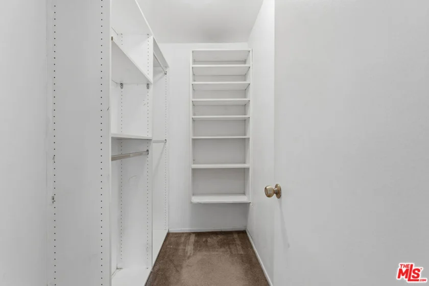 5700 Etiwanda Avenue #136 photo 9