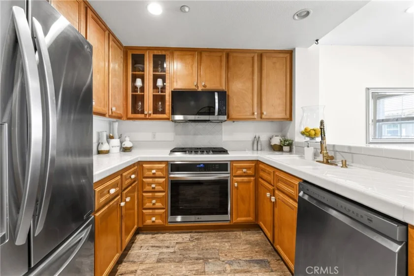 118 Coral Rose photo 18