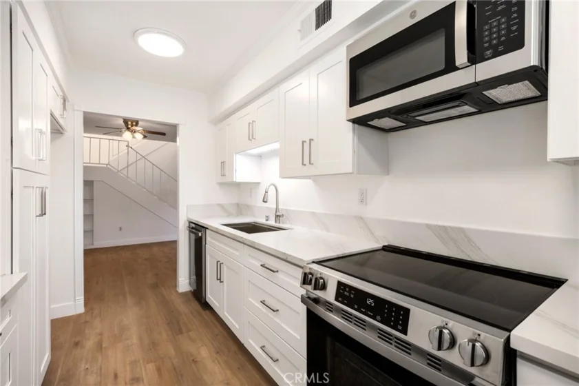 8161 Canby Avenue #4 photo 1