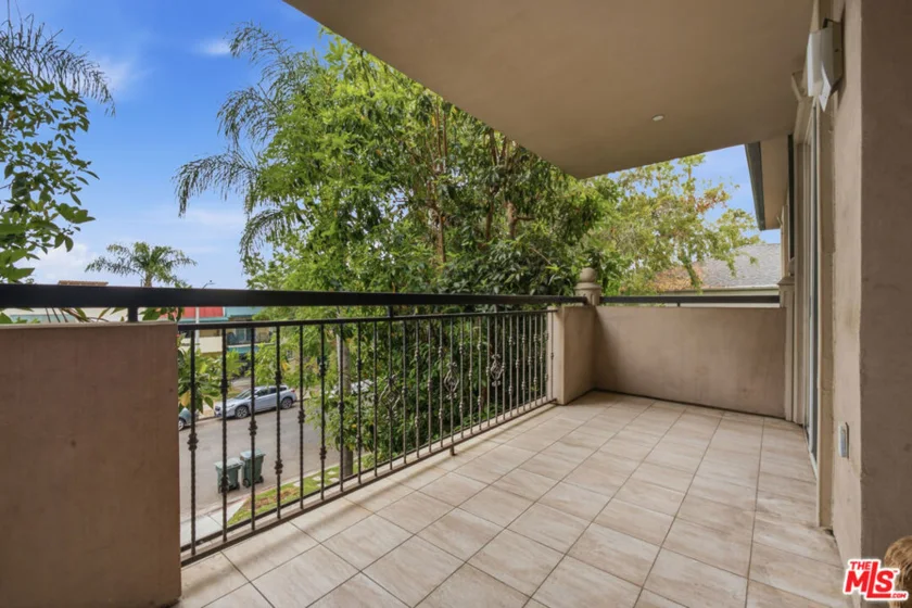 8121 Norton Avenue #201 photo 58