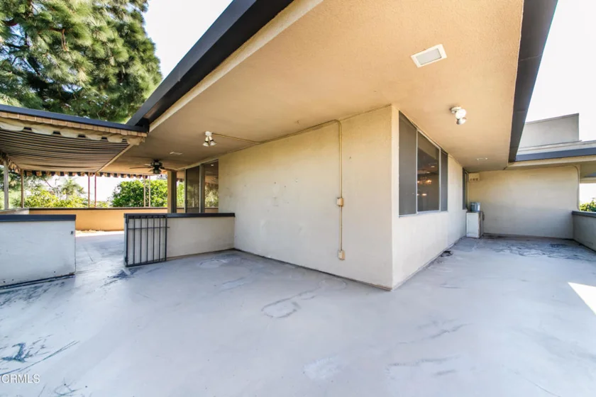 380 S Orange Grove Boulevard #12 photo 14
