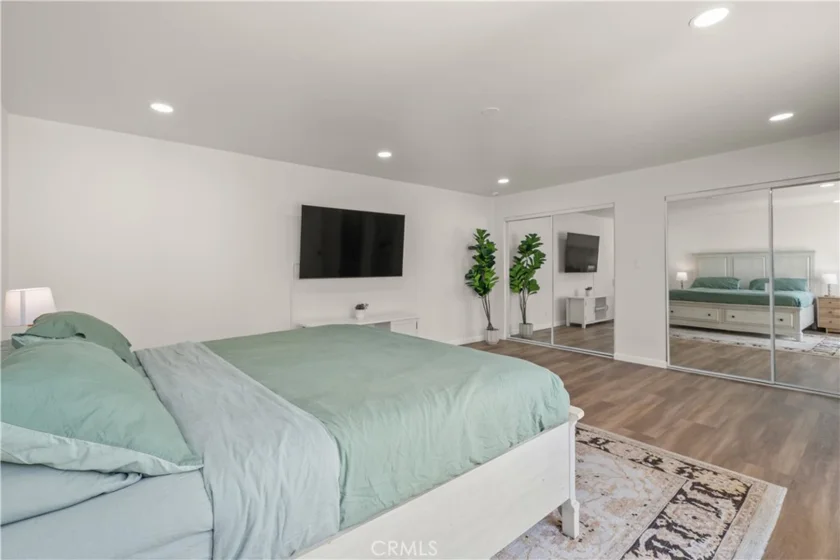 308 1/2 Commonwealth Avenue photo 22