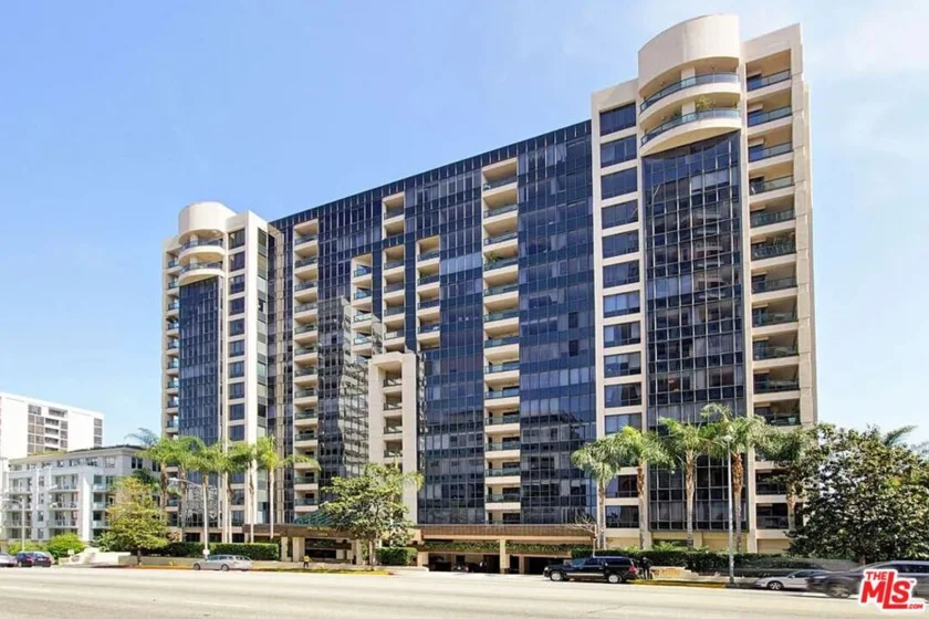 10724 Wilshire Boulevard #211 photo 15