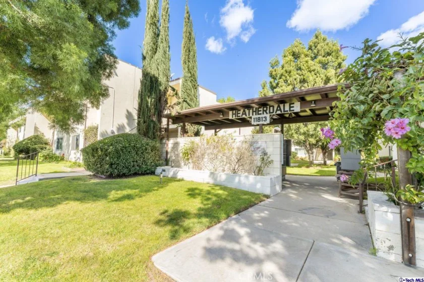 11813 Runnymede Street #51 photo 1