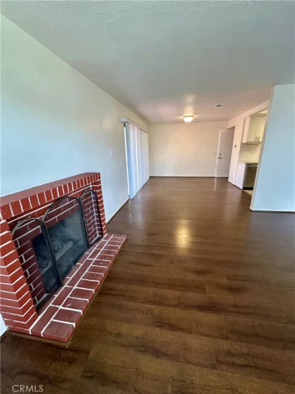 835 W Orangewood photo 7