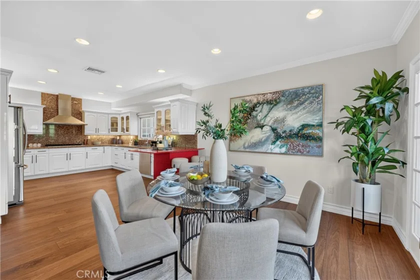 1820 Holmby Avenue #1 photo 5
