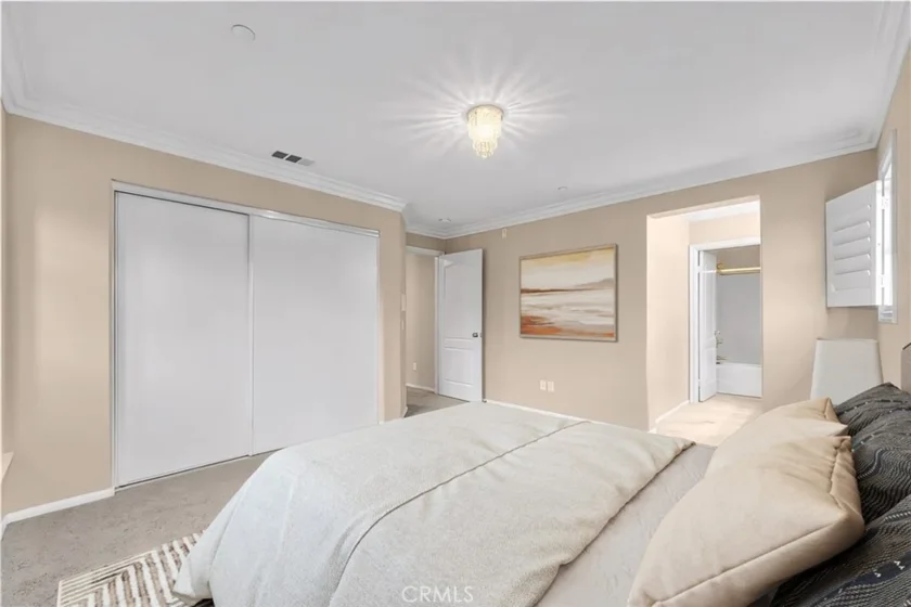 284 Tustin Field Drive photo 7