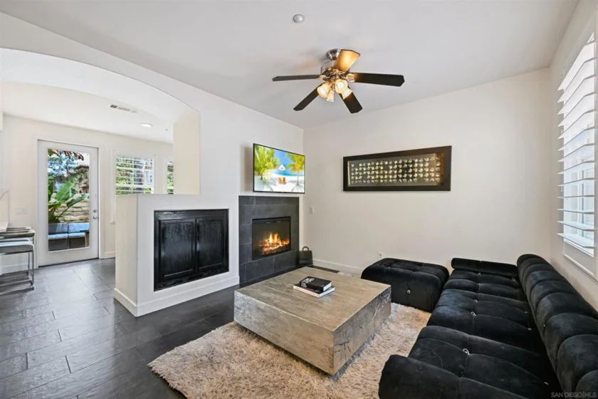 13295 Calle Del Campo #5 photo 1