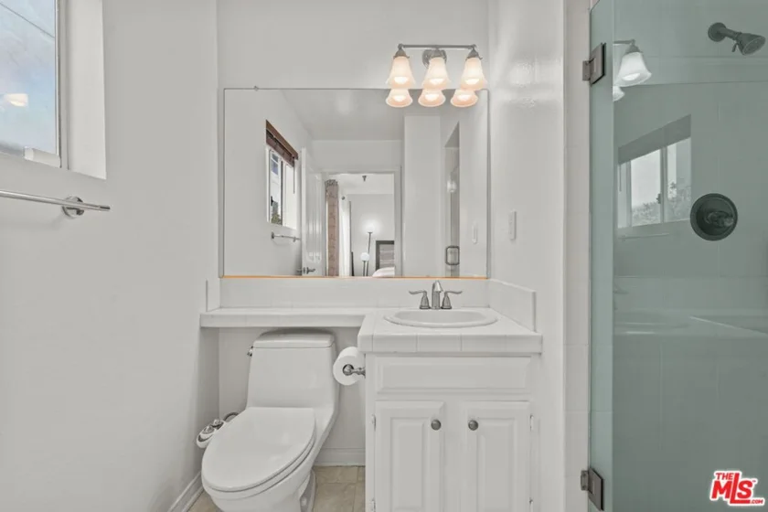 11907 Darlington Avenue #101 photo 17