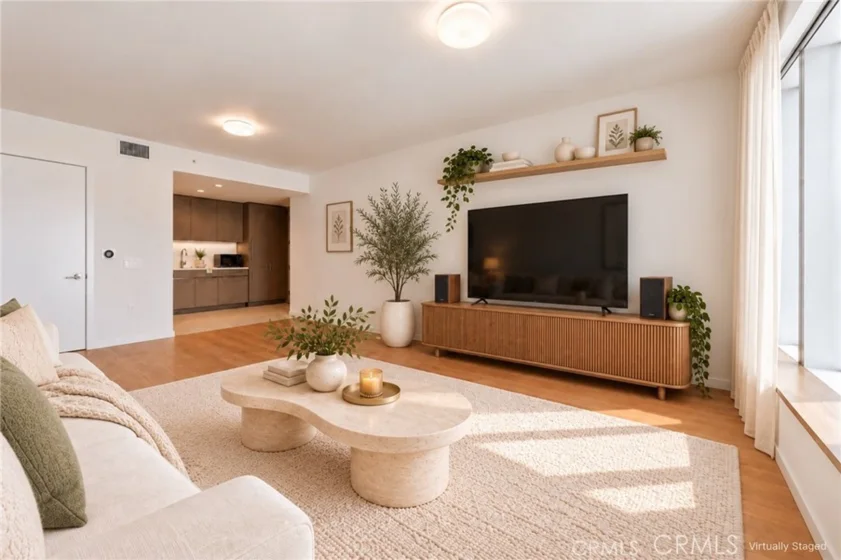 889 Francisco Street #1210 photo 2