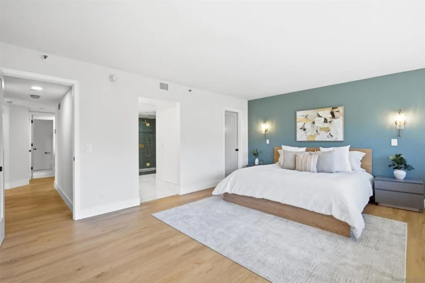 230 W Laurel #204 photo 16