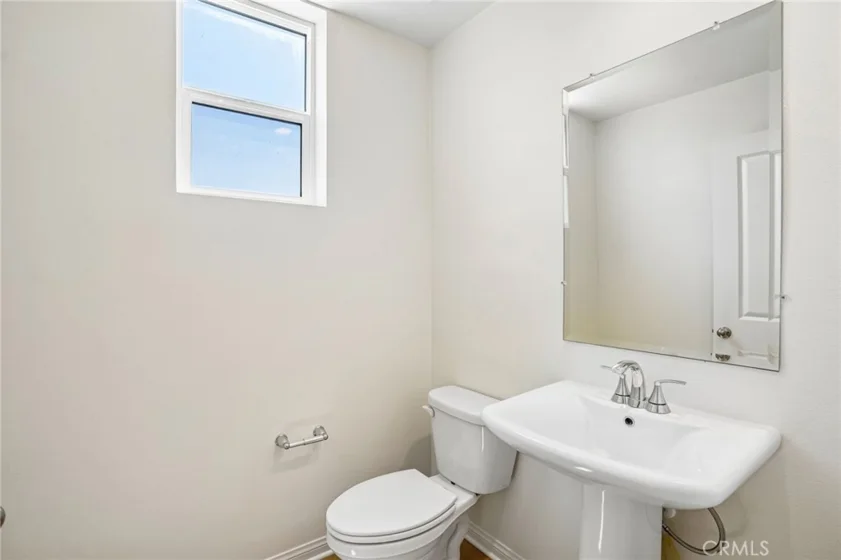 5876 Linden Ave Avenue #9 photo 27