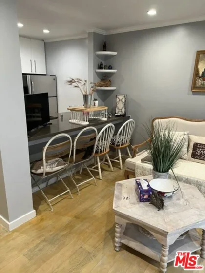 141 S Clark Drive #315 photo 12