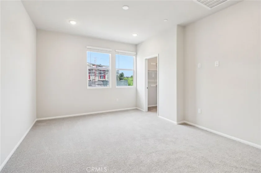 407 Lotus Drive photo 17