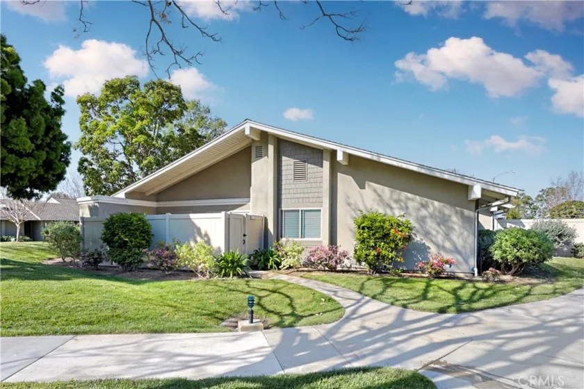 8933 Amador Circle #1316e photo 1