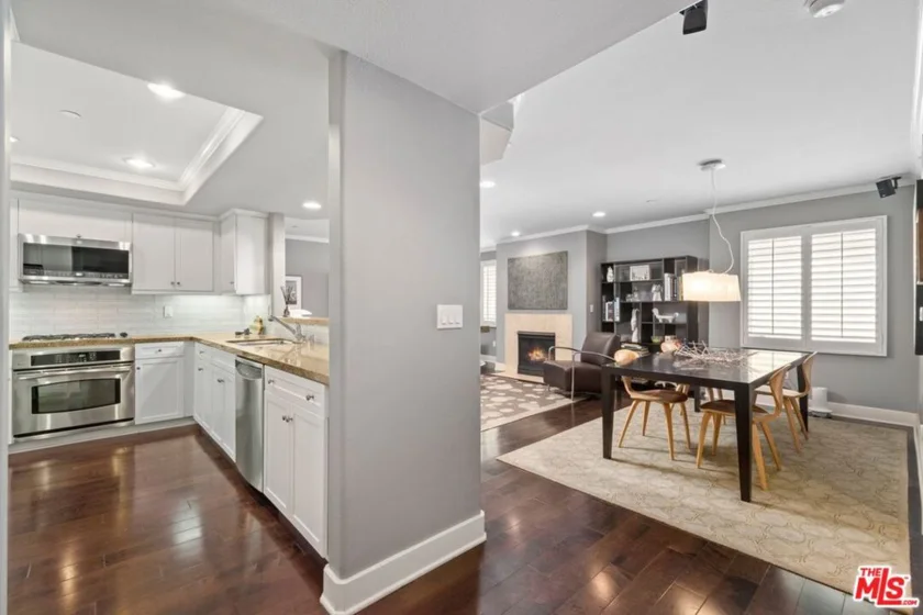 7249 Franklin Avenue #104 photo 1